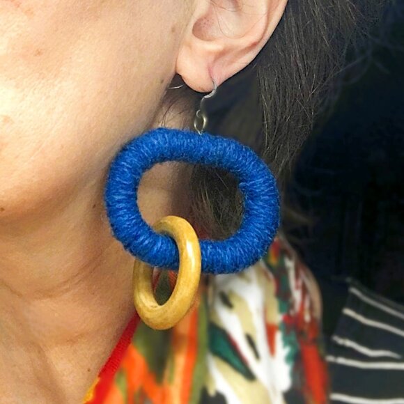 Handmade Oval Ocean Blue Wool Wrapped Chunky Wood Dangle Chain Earrings - Picture 7 of 11
